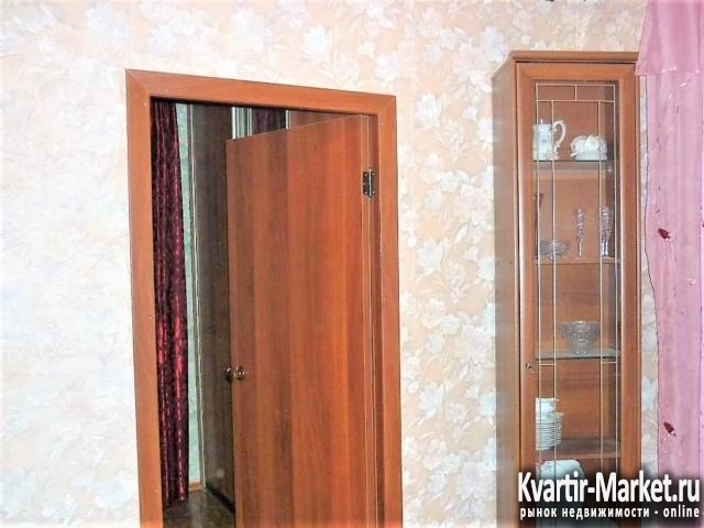 Продам 2 комнаты 18 кв. м., Центр, Богатяновский, 2/3к, Цена: 900000