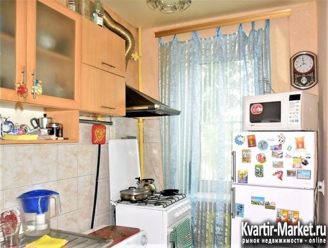 Продам 2 комнаты 18 кв. м., Центр, Богатяновский, 2/3к, Цена: 900000