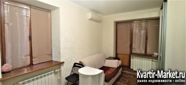 Продам 1-к. кв-ру, Центр, Халтуринский, 1/3к, 25/14/7