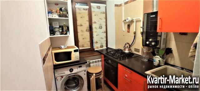Продам 1-к. кв-ру, Центр, Халтуринский, 1/3к, 25/14/7