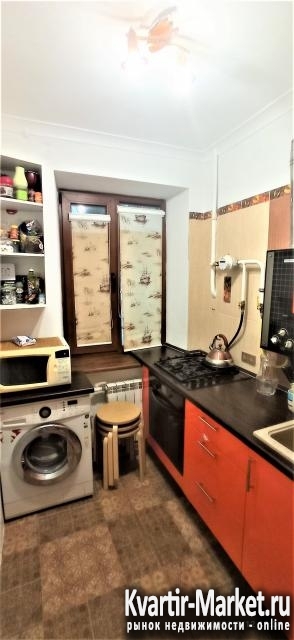 Продам 1-к. кв-ру, Центр, Халтуринский, 1/3к, 25/14/7