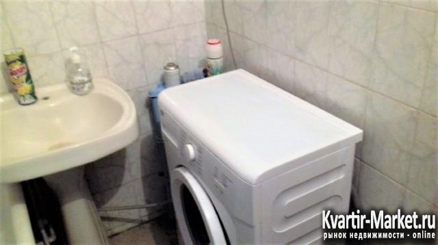 Продам 1-к. кв-ру, Центр, Искусственная, 2/4 кирп; 23/14/5