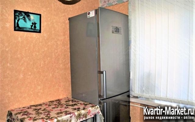 Продам 3-к. кв-ру, Центр, Малюгиной, 3/5к, 62/41/7